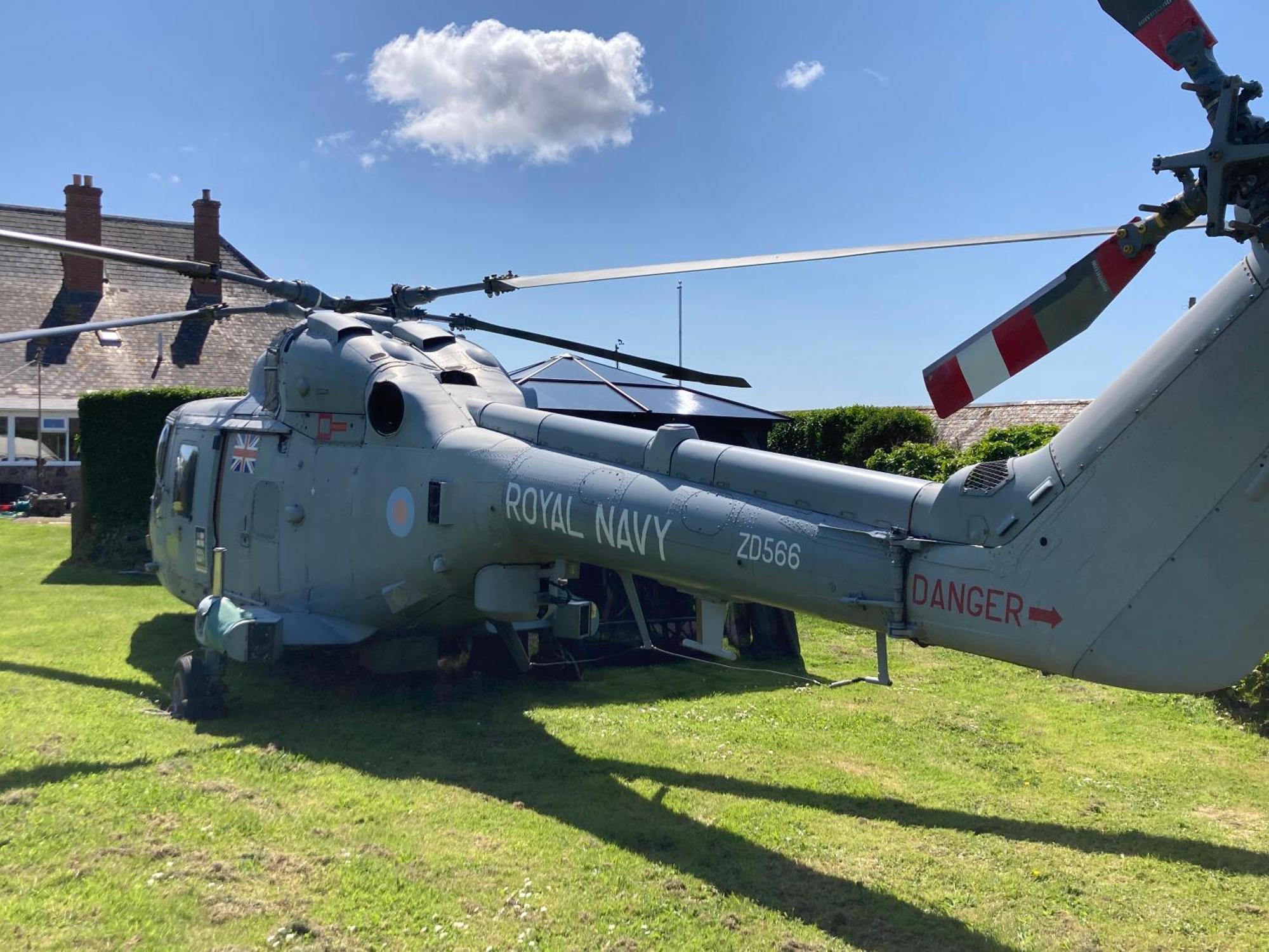 Haelarcher Helicopter Glamping Helston Extérieur photo
