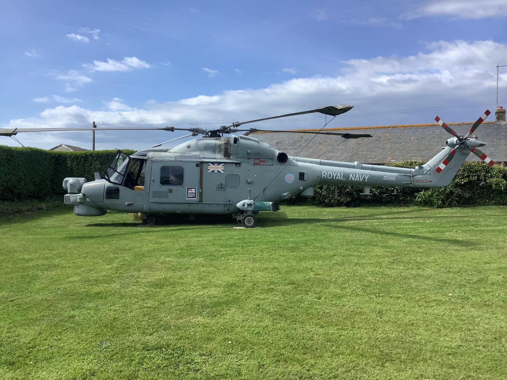 Haelarcher Helicopter Glamping Helston Extérieur photo